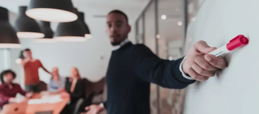 Jak vytvořit efektivní systém školení a rozvoje pro zaměstnance Jak vytvořit efektivní systém školení a rozvoje pro zaměstnance