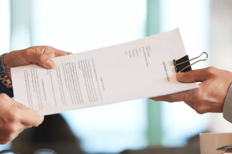 Za jakých podmínek lze ukončit  uplynutím sjednané doby?