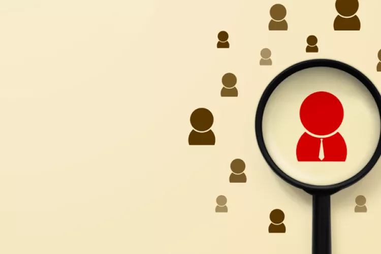Hledám pracovníky. Jak bych měl postupovat?