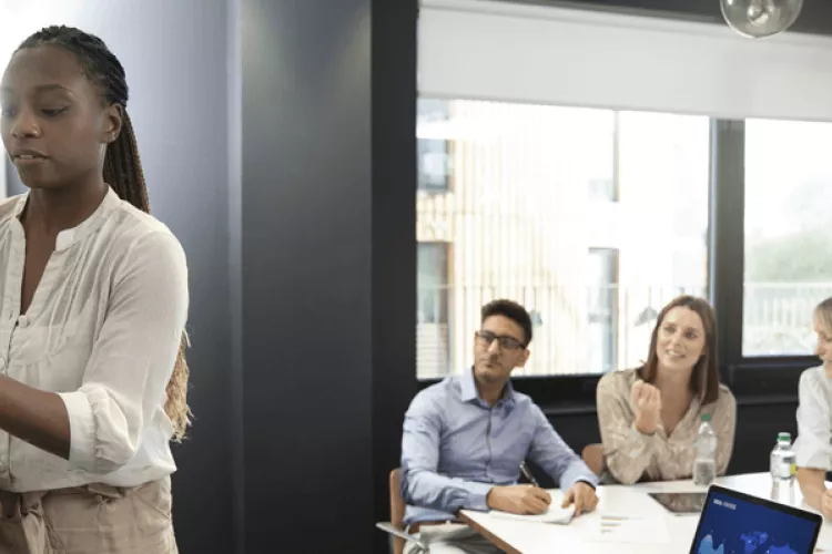 “Ukrajinci budou jako zdroj pracovní síly v ČR postupně mizet,” tvrdí odborníci. Stane se Německo volbou číslo jedna?