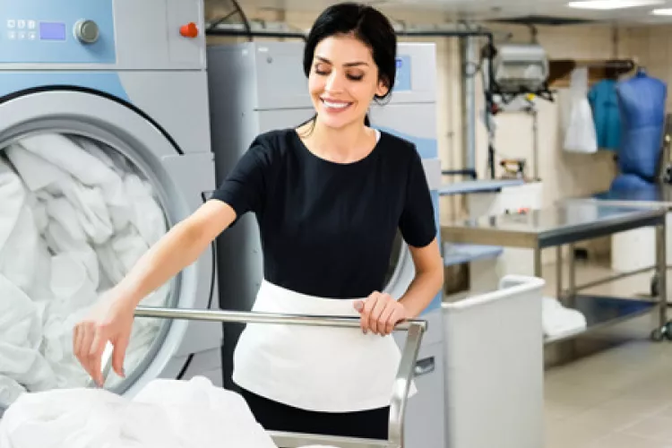 Pracovník do prádelny. Práce v České republice, Kralovice