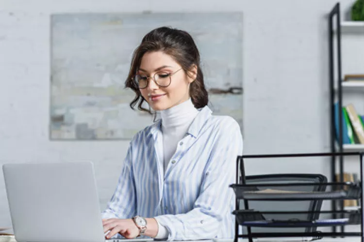 Životopis. Vytváření profesního životopisu a registrace na jobportalech