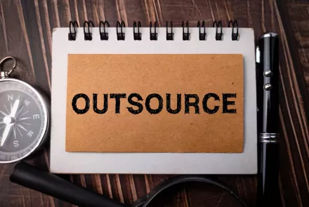 Outsourcing podnikových procesů Vám pomůže nejen snížit náklady Outsourcing podnikových procesů Vám pomůže nejen snížit náklady