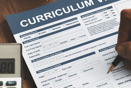 Jak napsat životopis, aby zaujal Vašeho budoucího zaměstnavatele Jak napsat životopis, aby zaujal Vašeho budoucího zaměstnavatele