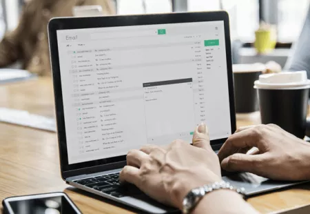 Psaní obchodních e-mailů