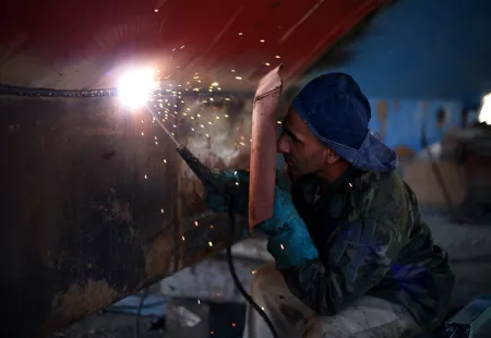 Svářeč TIG /141. Ústecký kraj, Česko Svářeč TIG /141. Ústecký kraj, Česko