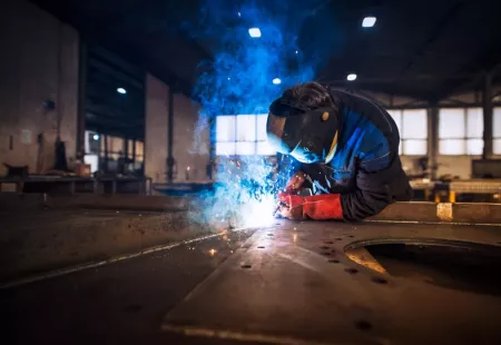 Svářeč/zámečník. Práce v okrese Ústí nad Labem   Svářeč/zámečník. Práce v okrese Ústí nad Labem