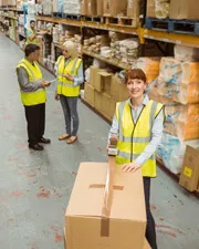 Outsourcing of logistics services - warehousing. 